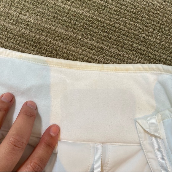 Lululemon White Vest Size 4 - Picture 10 of 10